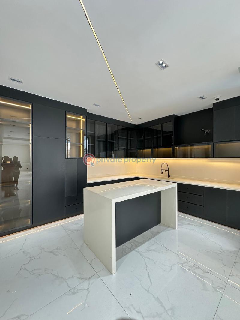 5 bedroom Detached Duplex For Sale Victoria Garden City Lekki Lagos - 4