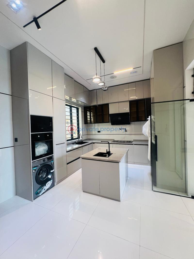 5 bedroom Detached Duplex For Sale Conservation Way Chevron Lekki Phase 2 Lagos - 10