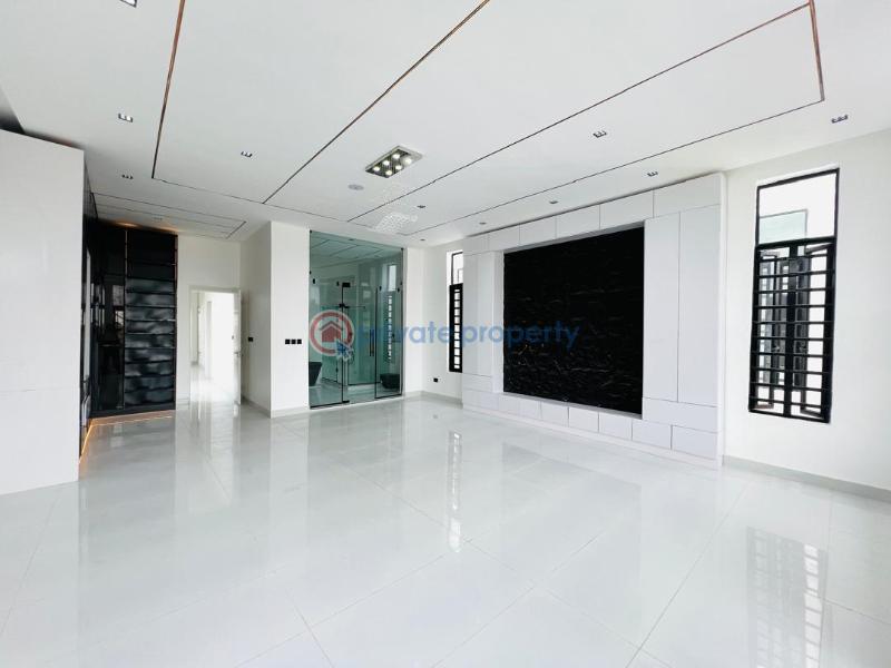 Magnificent 5 bedroom fully detached duplex with swimming pool, - 20 5 bedroom Detached Duplex For Sale Chevron Drive Lekki Lagos - 20