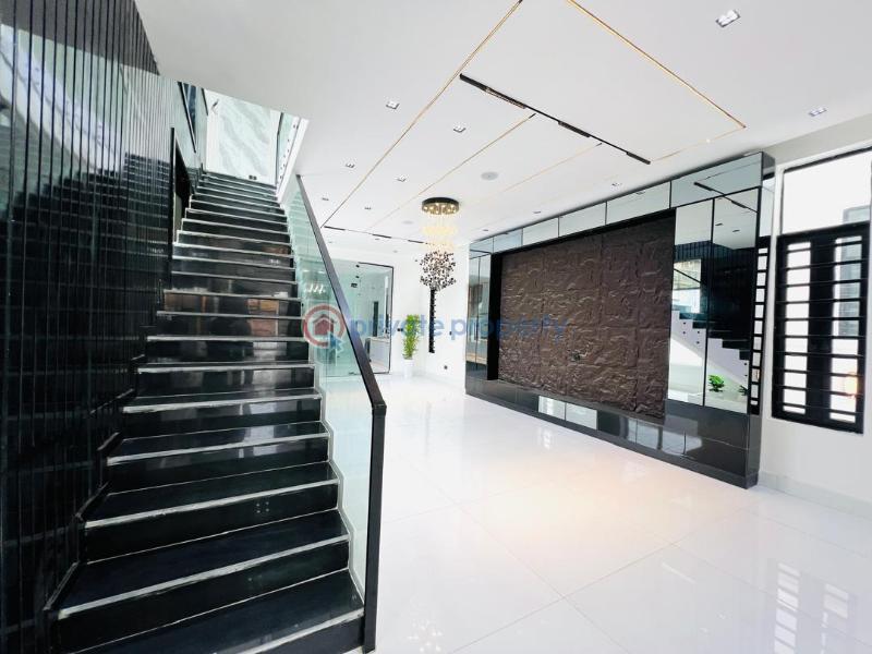 Magnificent 5 bedroom fully detached duplex with swimming pool, - 5 5 bedroom Detached Duplex For Sale Chevron Drive Lekki Lagos - 5