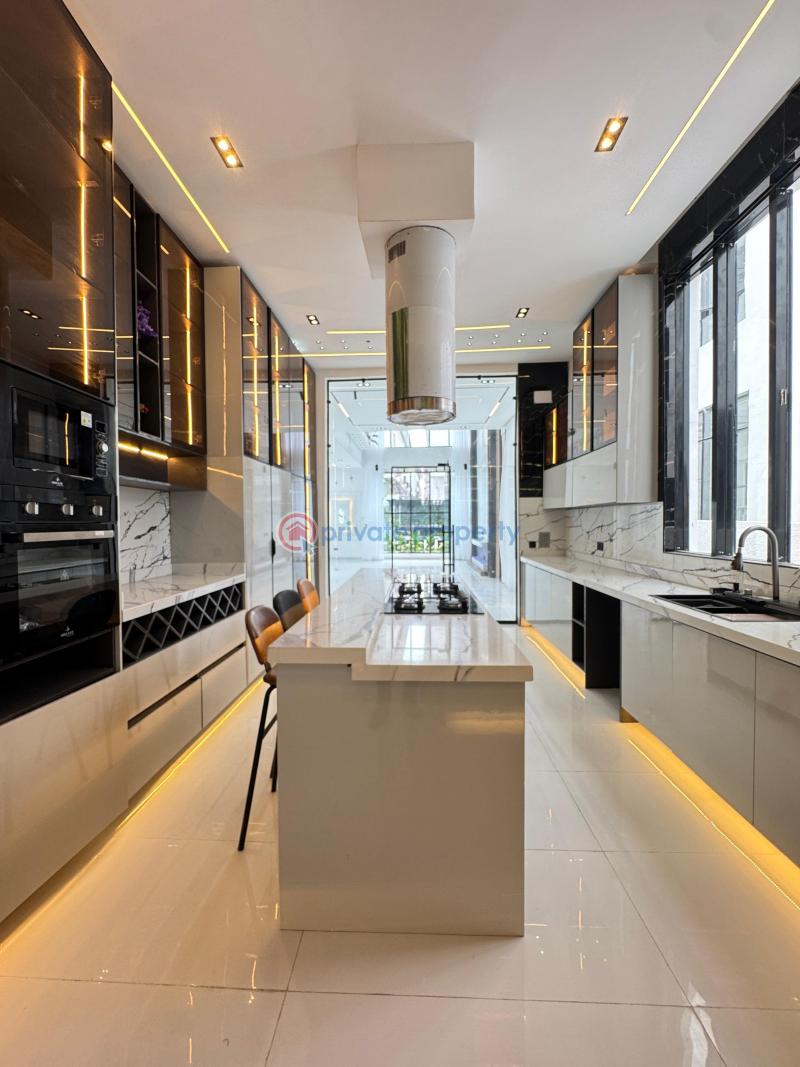 5 bedroom Detached Duplex For Sale Chevron Drive Lekki Lagos - 5