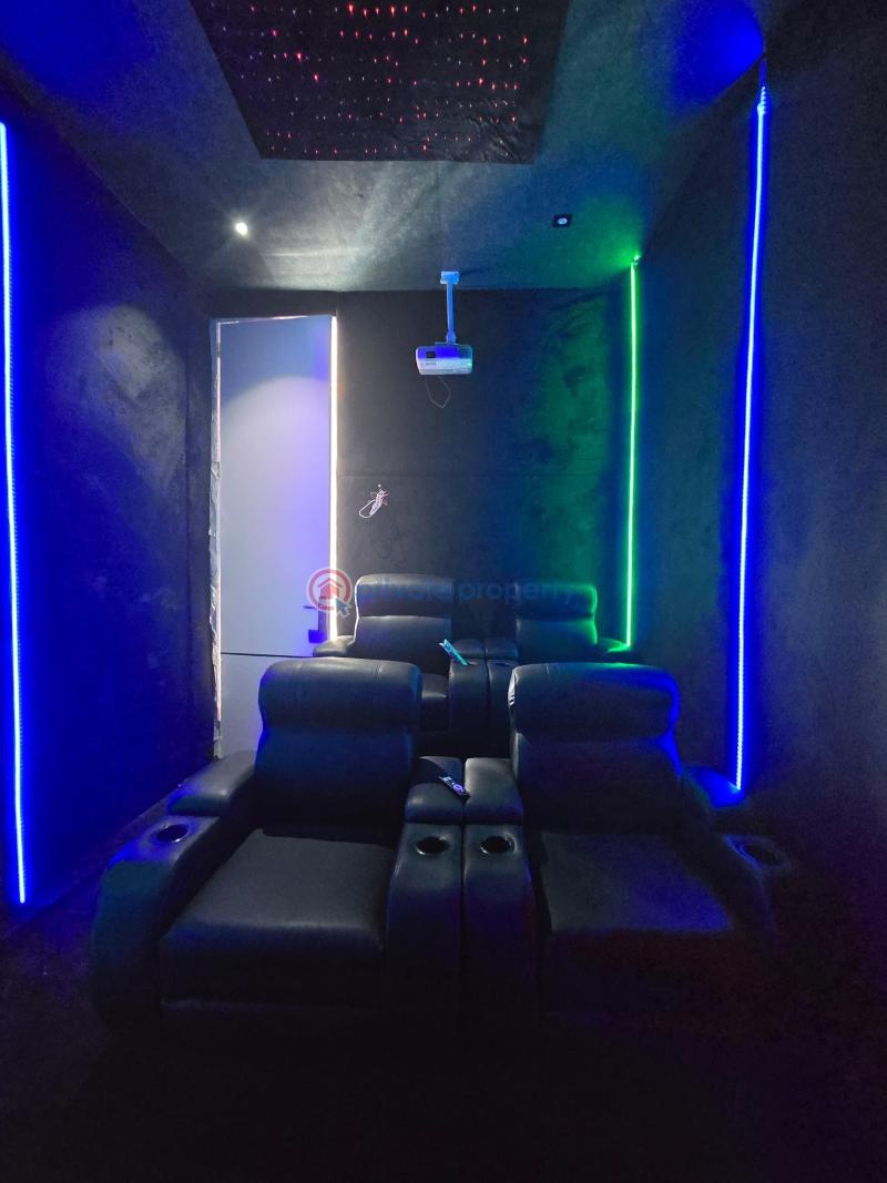 5 bedroom Detached Duplex For Sale Chevron Drive Lekki Lagos - 11