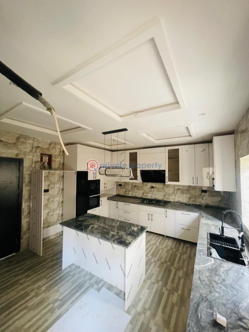 5 bedroom Semi detached Duplex For Sale Executive 5 Bedroom Semi Detached Duplex With A Bq And Private Compound Magodo GRA Phase 2 Kosofe/Ikosi Lagos - 12