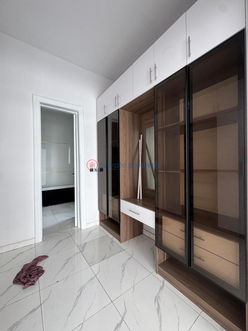 5 bedroom Detached Duplex For Sale Orchid Road Chevron Drive Lekki Lagos - 4