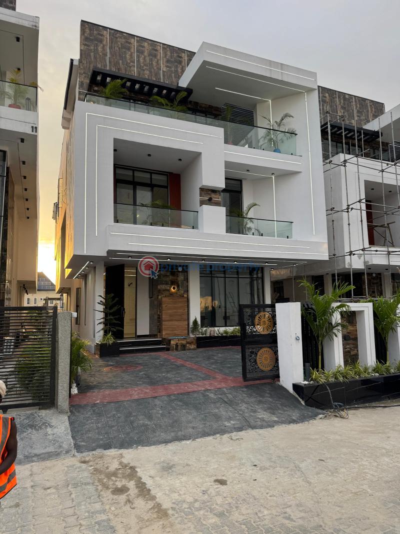 5 bedroom Duplex For Sale Chevron Drive Lekki Lagos