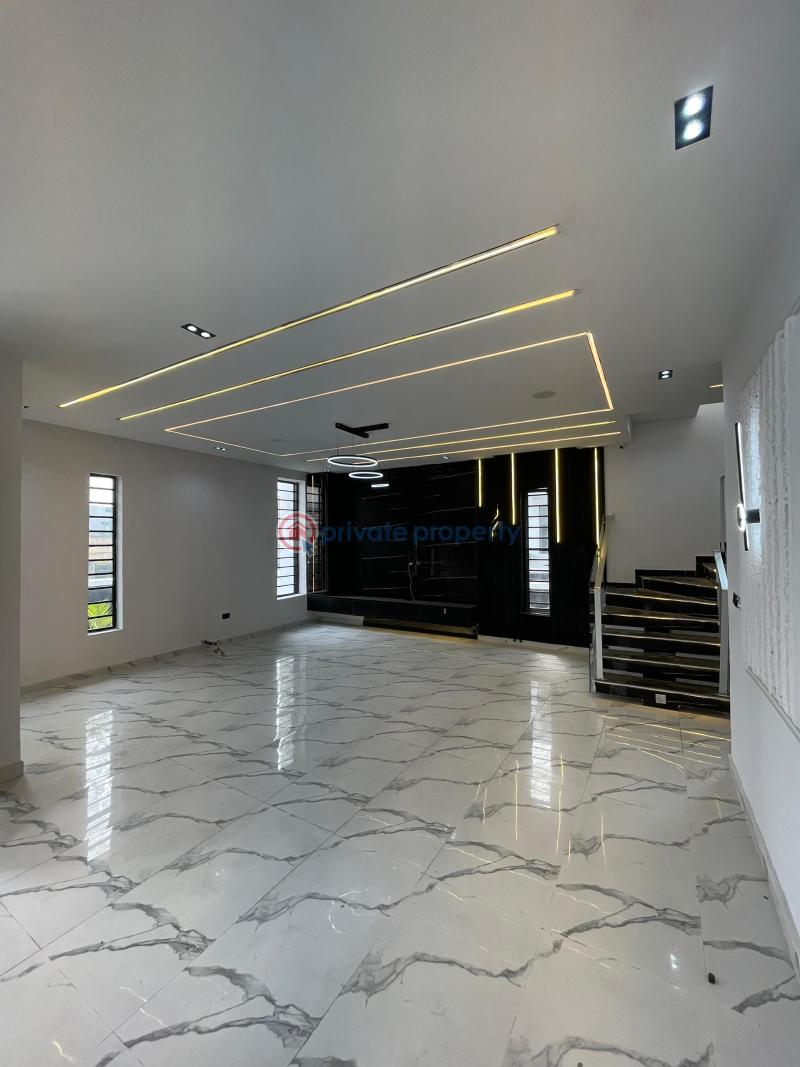 5 bedroom Detached Duplex For Sale Pinnock Beach Estate Osapa Lekki Lagos - 19