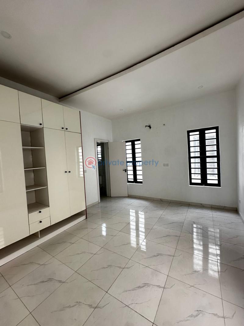 5 bedroom Detached Duplex For Sale Pinnock Beach Estate Osapa Lekki Lagos - 9