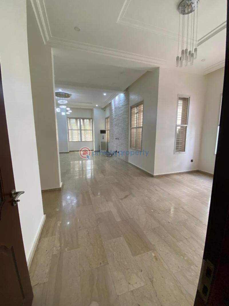 5 bedroom Detached Duplex For Sale Pinnock Beach Estate Osapa Lekki Lagos - 3