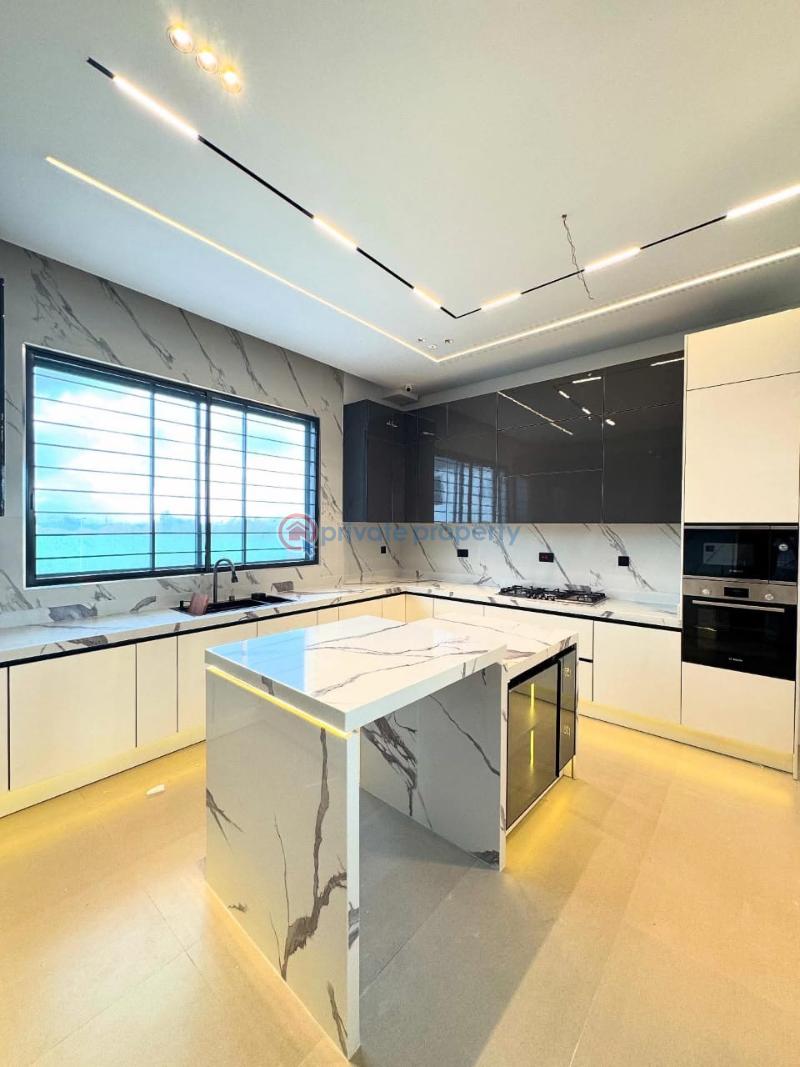 5 bedroom Detached Duplex For Sale Chevron Drive Lekki Lagos - 8