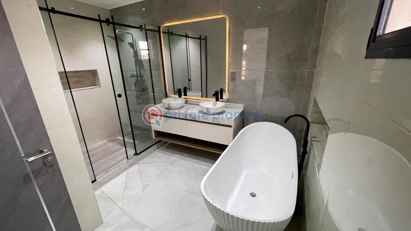 5 bedroom Detached Duplex For Sale Royal Garden Ajah Lagos - 14