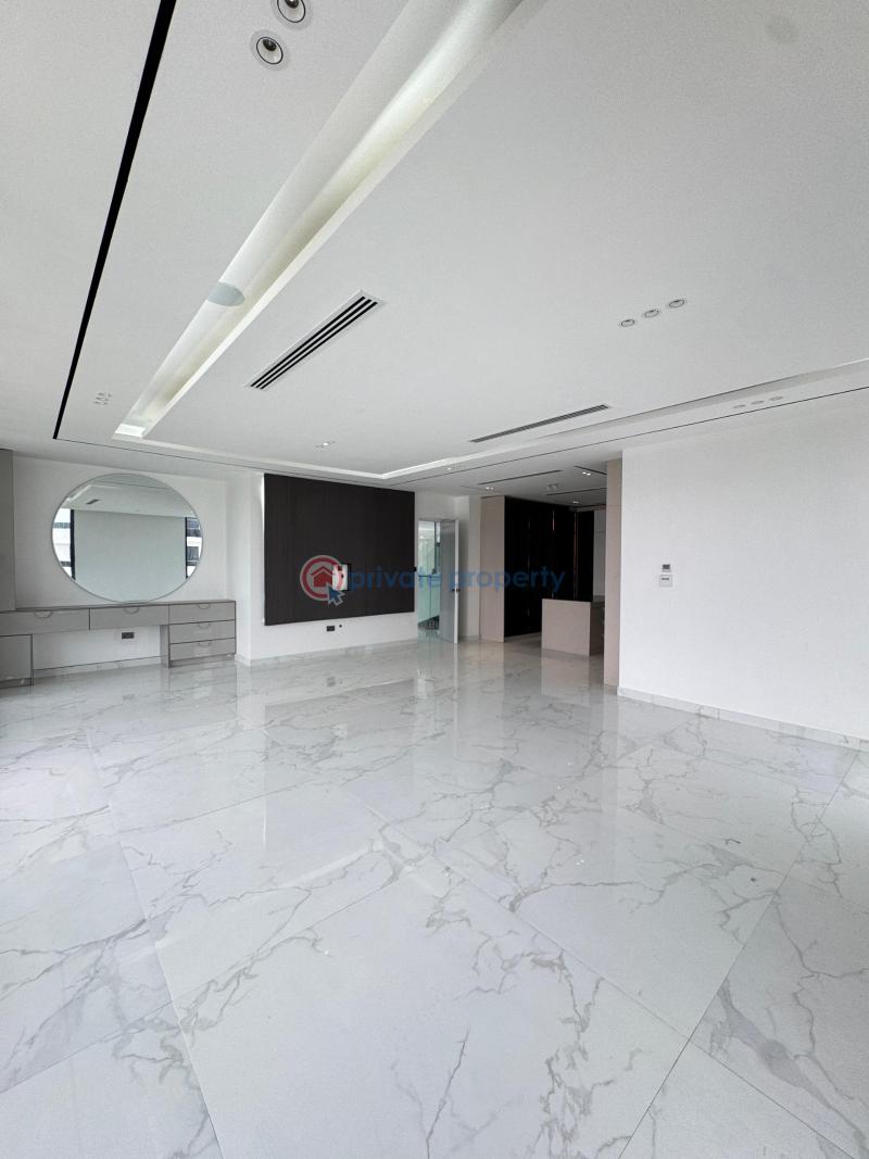 5 bedroom Detached Duplex For Sale : Pinnock Beach Estate, Osapa London. Osapa London Lekki Lagos - 11