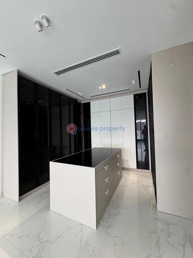 5 bedroom Detached Duplex For Sale : Pinnock Beach Estate, Osapa London. Osapa London Lekki Lagos - 3