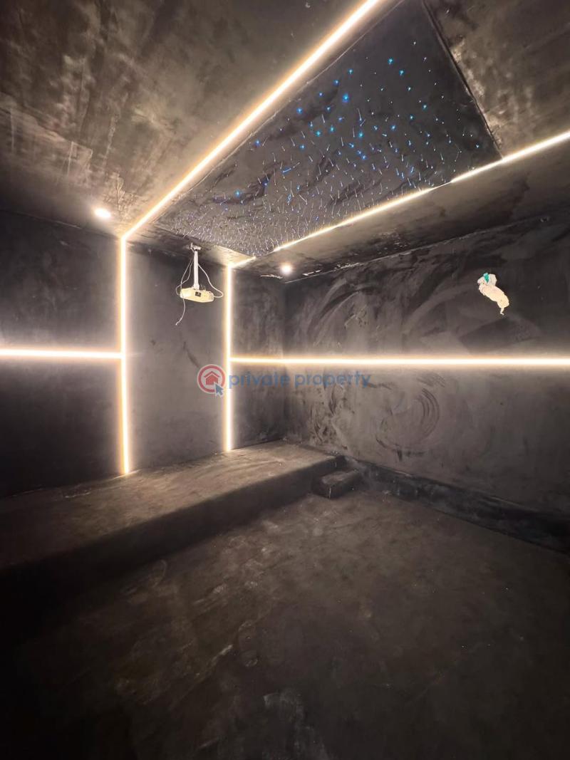 Magnificent 5 beds semi detached duplex  with a private pool, exterior lounge & cinema - 13 5 bedroom Semi detached Duplex For Sale Ikate Lekki Lekki Lagos - 13