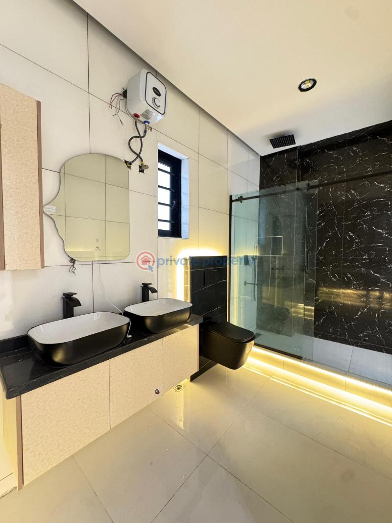 Magnificent 5 beds with a bq on two floors - 9 5 bedroom Detached Duplex For Sale Orchid Road Lekki Lagos - 9