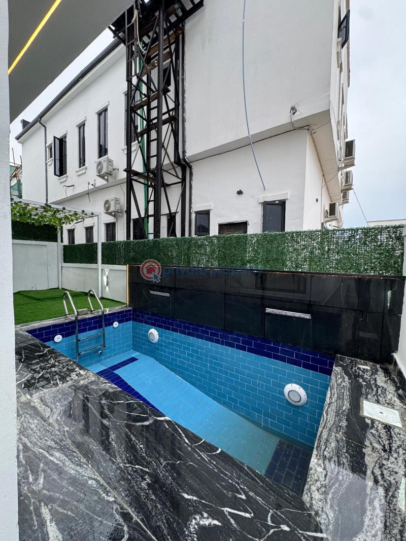Magnificent 5 beds with a pool & bq - 1 5 bedroom Detached Duplex For Sale Orchid Road Lekki Lagos - 1