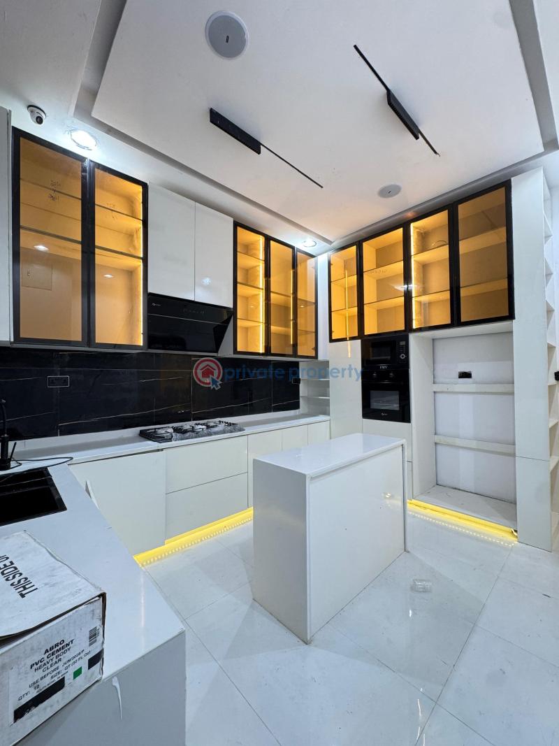 Magnificent 5 beds with a private pool - 21 5 bedroom Detached Duplex For Sale Orchid Road Lekki Lagos - 21