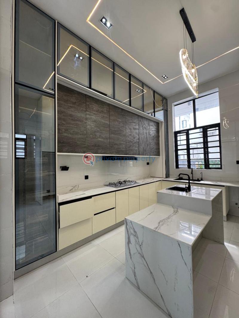 Magnificent 5 beds with a private pool - 12 5 bedroom Detached Duplex For Sale Chevron Lekki Lekki Lagos - 12
