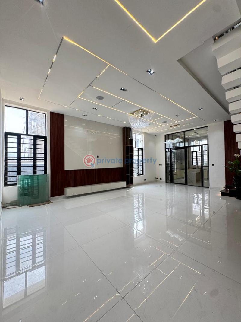 Magnificent 5 beds with a private pool - 4 5 bedroom Detached Duplex For Sale Chevron Lekki Lekki Lagos - 4