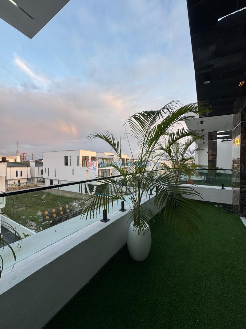 Magnificent 6beds with a private pool, exterior lounge, cinema & gym - 15 6 bedroom Detached Duplex For Sale Chevron Drive Lekki Lekki Lagos - 15