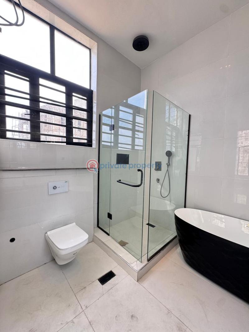 Magnificent 5 beds with a private pool - 5 5 bedroom Detached Duplex For Sale Chevron Lekki Lekki Lagos - 5