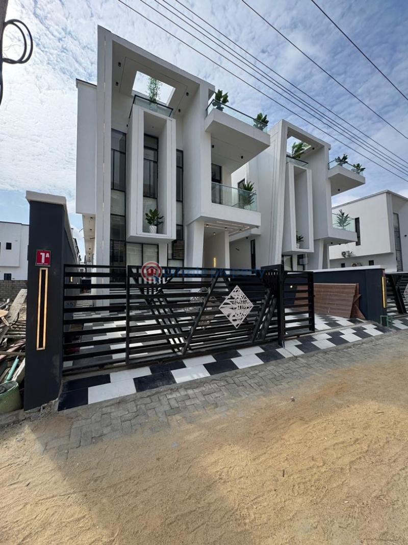Magnificent 5 beds with a private pool - 1 5 bedroom Detached Duplex For Sale Chevron Lekki Lekki Lagos - 1