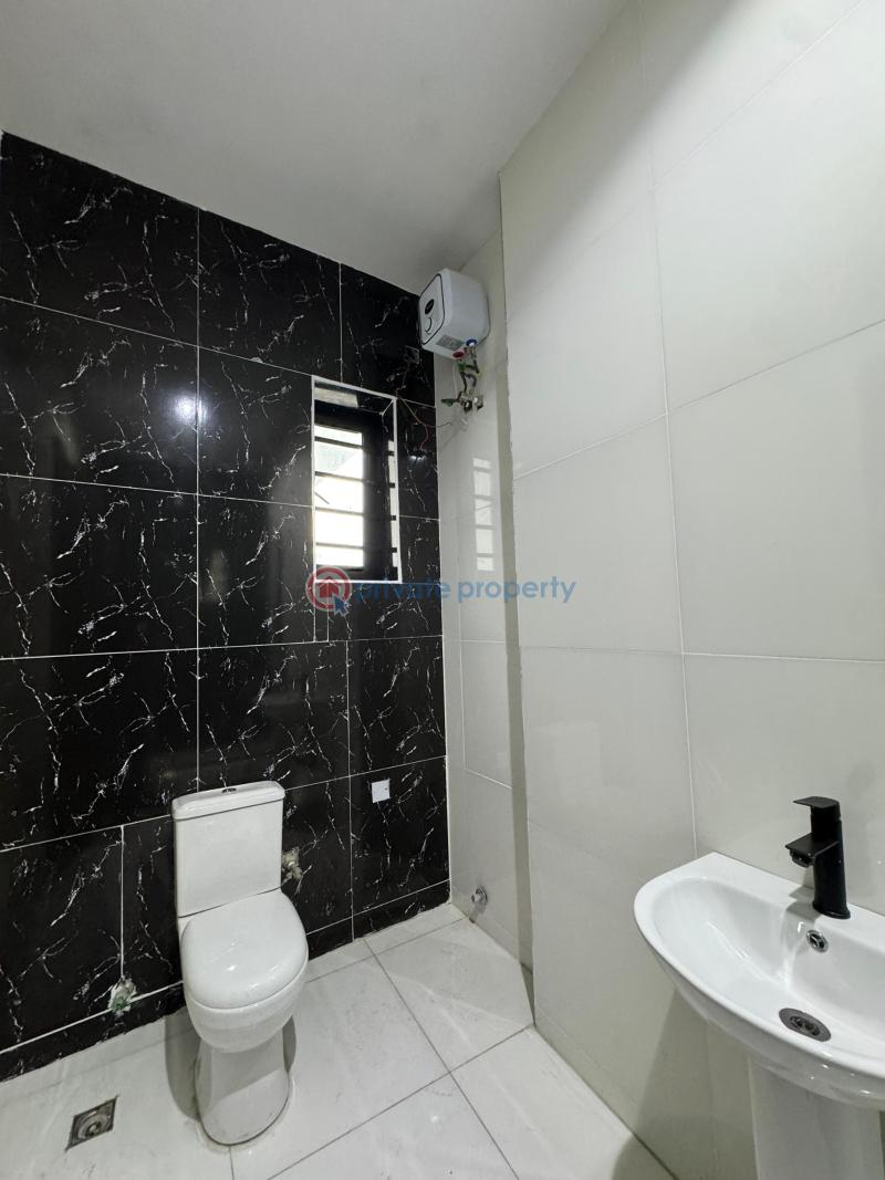 Magnificent 5 beds with a private pool - 13 5 bedroom Detached Duplex For Sale Orchid Road Lekki Lagos - 13