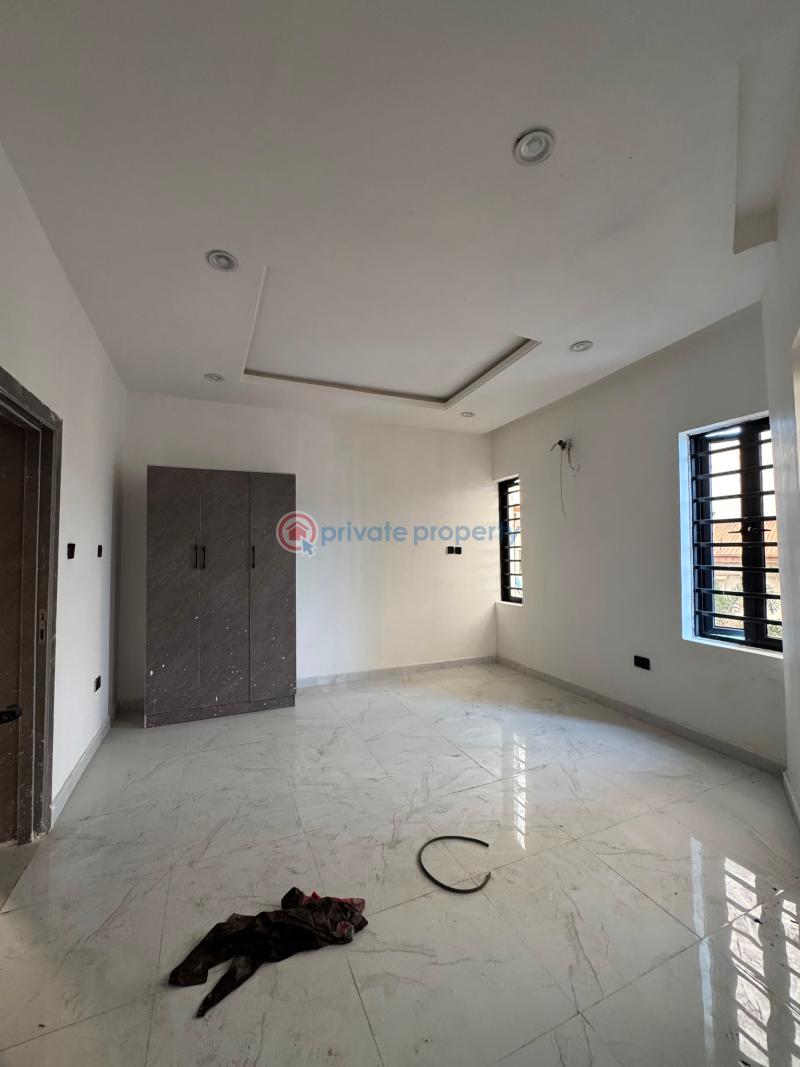 5 bedroom Detached Duplex For Sale Medina Gbagada Lagos - 3