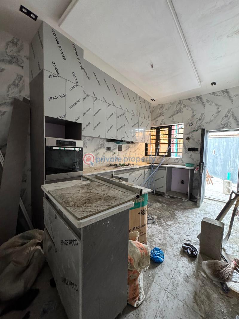 5 bedroom Detached Duplex For Sale Medina Gbagada Lagos - 5