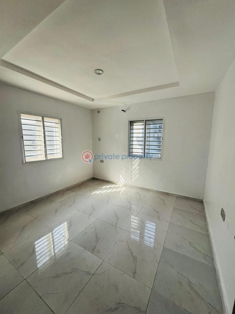 6 bedroom Detached Duplex For Sale Magodo Phase 1 Magodo Kosofe/Ikosi Lagos - 12