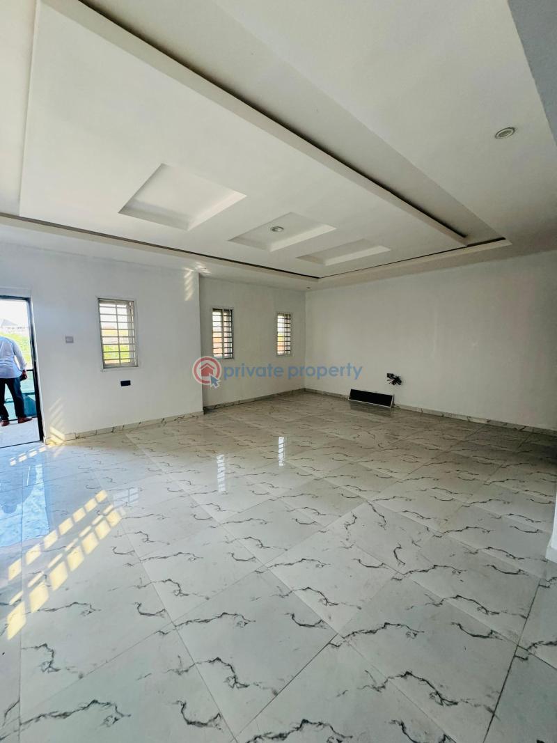 6 bedroom Detached Duplex For Sale Magodo Phase 1 Magodo Kosofe/Ikosi Lagos - 0