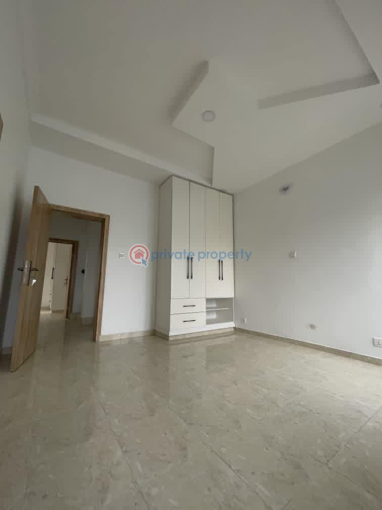 6 bedroom Detached Duplex For Sale Gowon Estate Egbeda Alimosho Lagos - 13