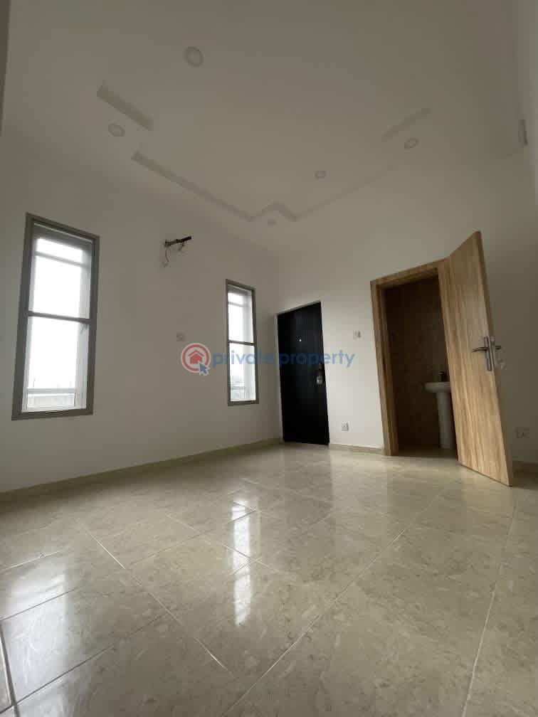6 bedroom Detached Duplex For Sale Gowon Estate Egbeda Alimosho Lagos - 12