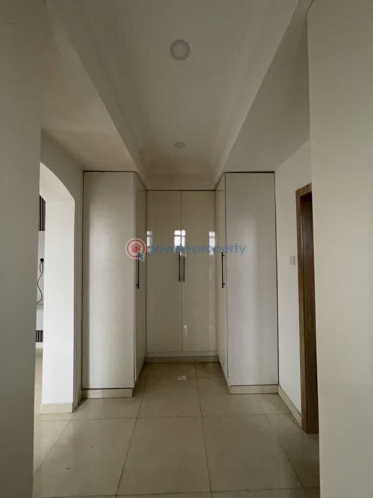 6 bedroom Detached Duplex For Sale Gowon Estate Egbeda Alimosho Lagos - 3