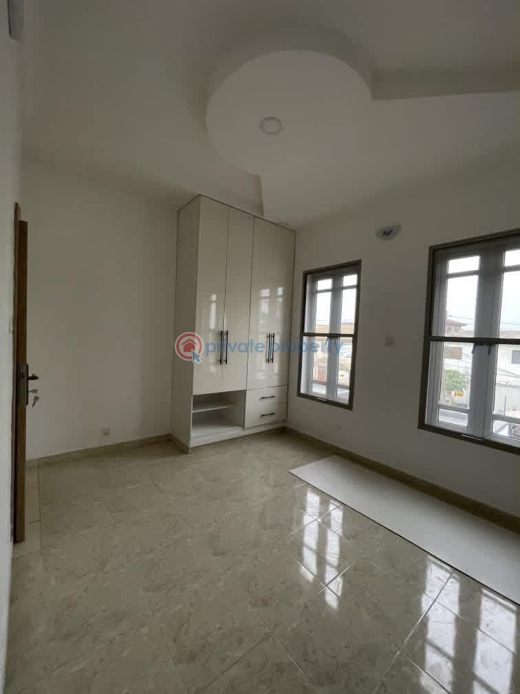 6 bedroom Detached Duplex For Sale Gowon Estate Egbeda Alimosho Lagos - 18