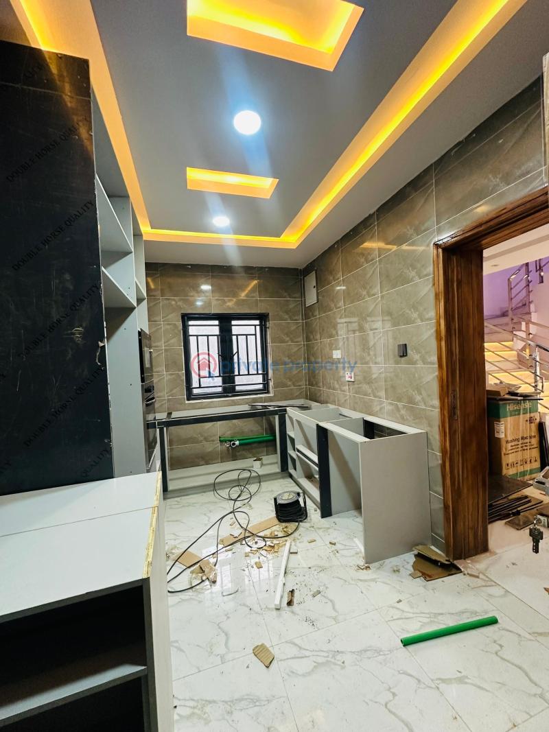 4 bedroom Detached Duplex For Sale Gbagada Lagos - 9