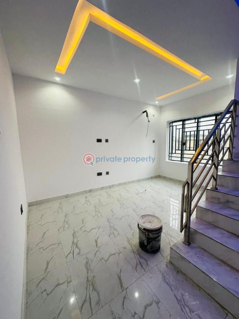 4 bedroom Semi detached Duplex For Sale Gbagada Lagos - 3