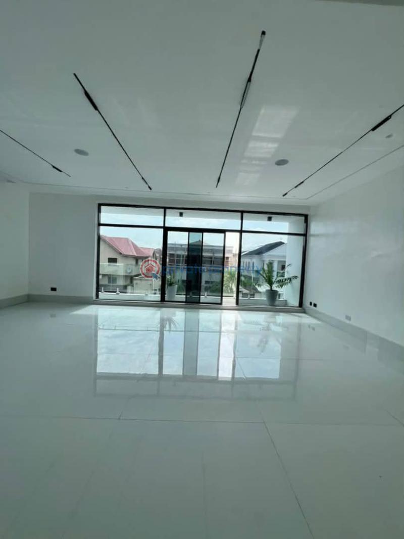 6 bedroom Duplex For Sale Victoria Garden City Lekki Lagos - 1