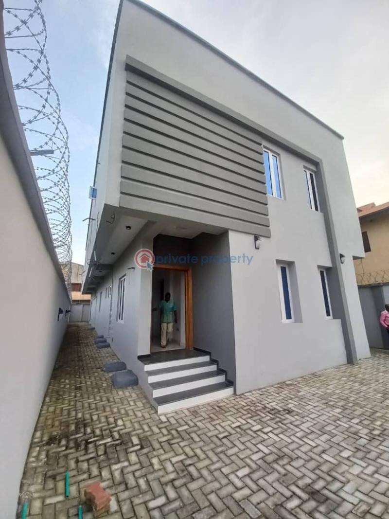 5 bedroom Duplex For Sale Magodo GRA Phase 2 Kosofe/Ikosi Lagos - 2