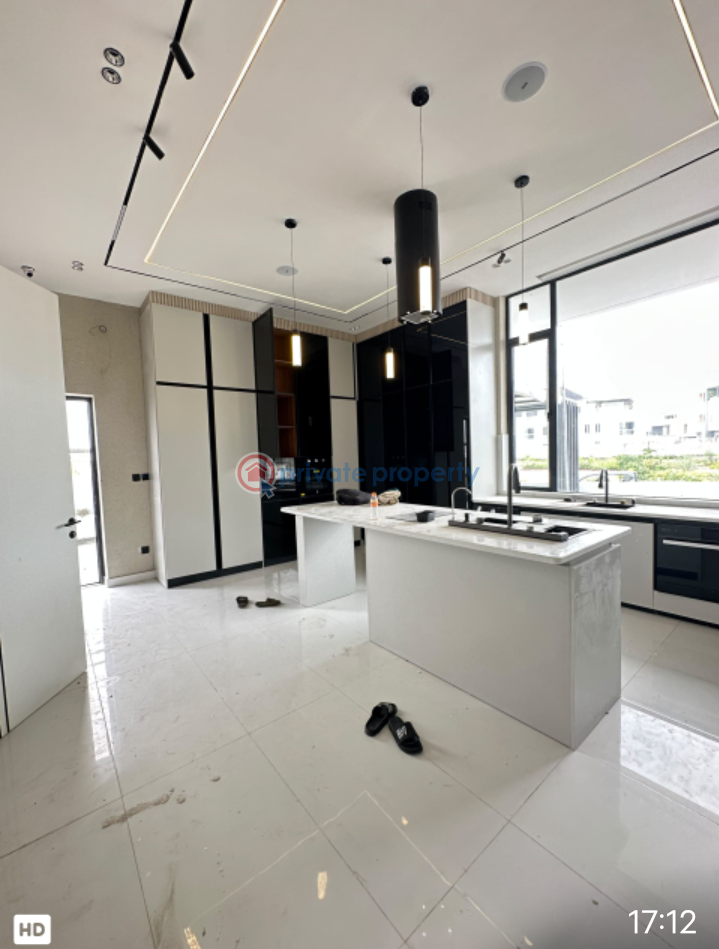 6 bedroom Detached Duplex For Sale Osapa London Lekki Lagos - 1