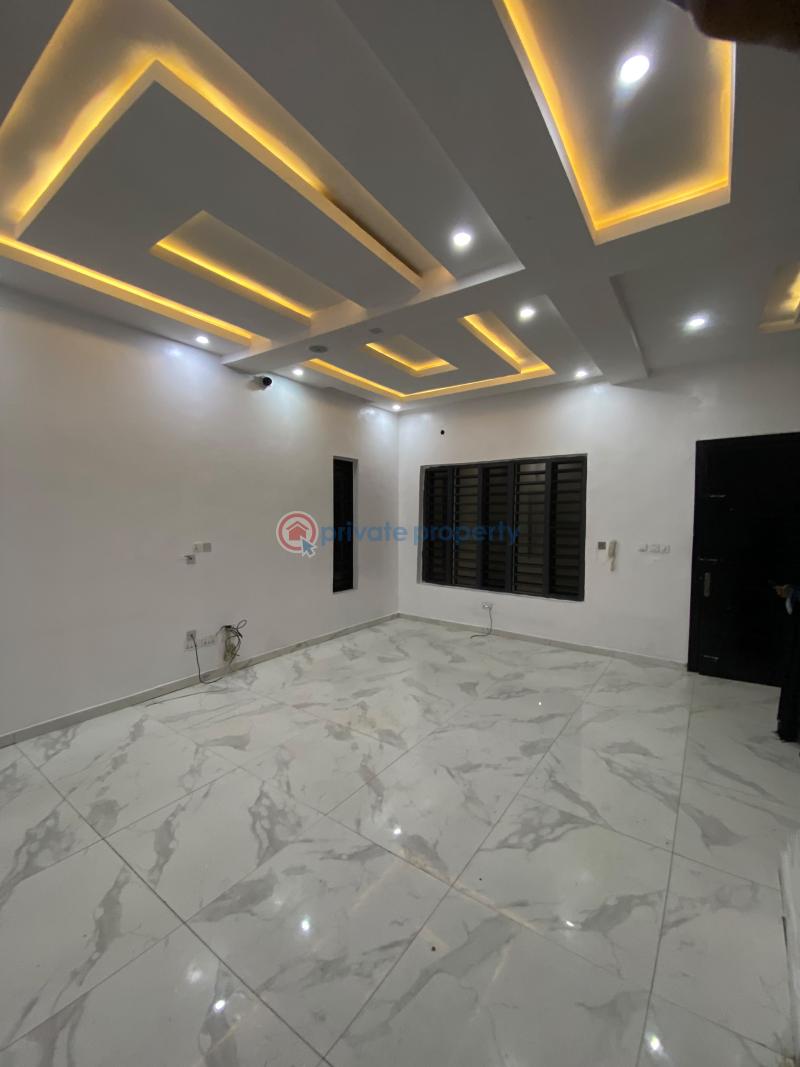 1 bedroom Mini Flat For Rent Ikota Gra Ikota Lekki Lagos - 1