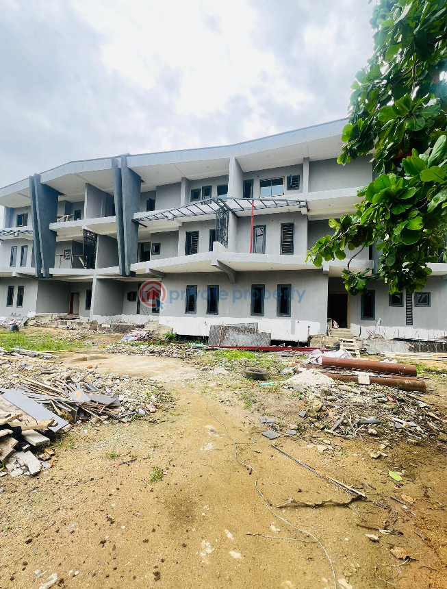 5 bedroom Terraced Duplex For Sale Maryland Ikeja Lagos - 0