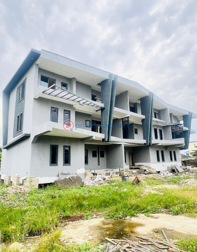 Magnificently 5 bedroom terrace duplex plus bq - 1 5 bedroom Terraced Duplex For Sale Maryland Ikeja Lagos - 1