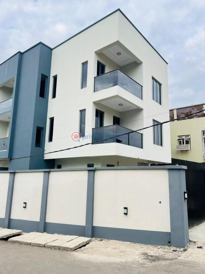 4 bedroom Detached Duplex For Sale Maryland Lagos - 1