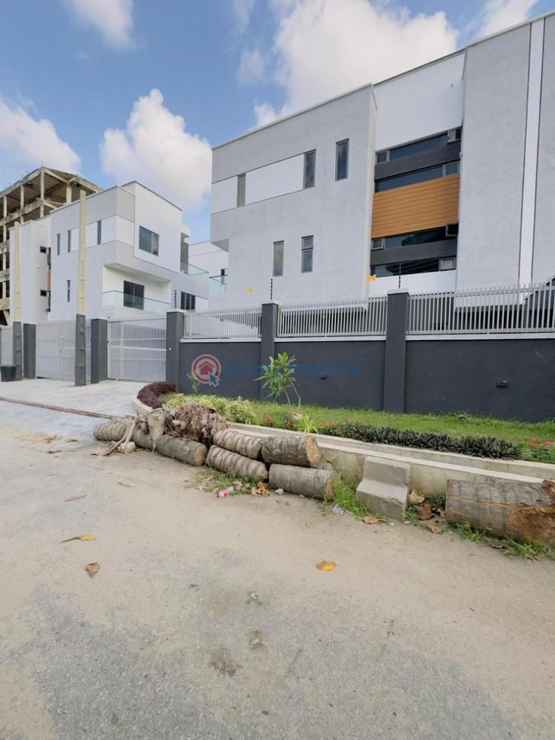 4 bedroom Semi detached Duplex For Sale Adeniji Jones, Ikeja Adeniyi Jones Ikeja Lagos - 16
