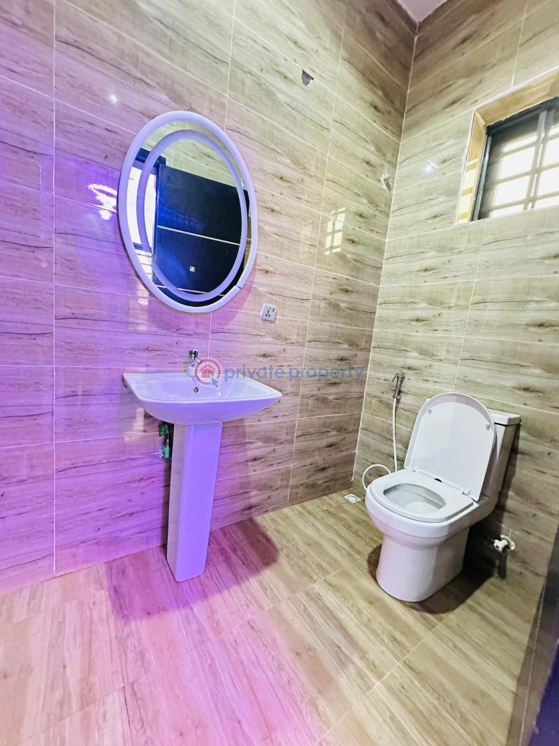 4 bedroom Terraced Duplex For Sale Magodo Kosofe/Ikosi Lagos - 11