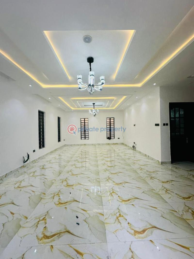 5 bedroom Flat & Apartment For Sale Gbagada Lagos - 4