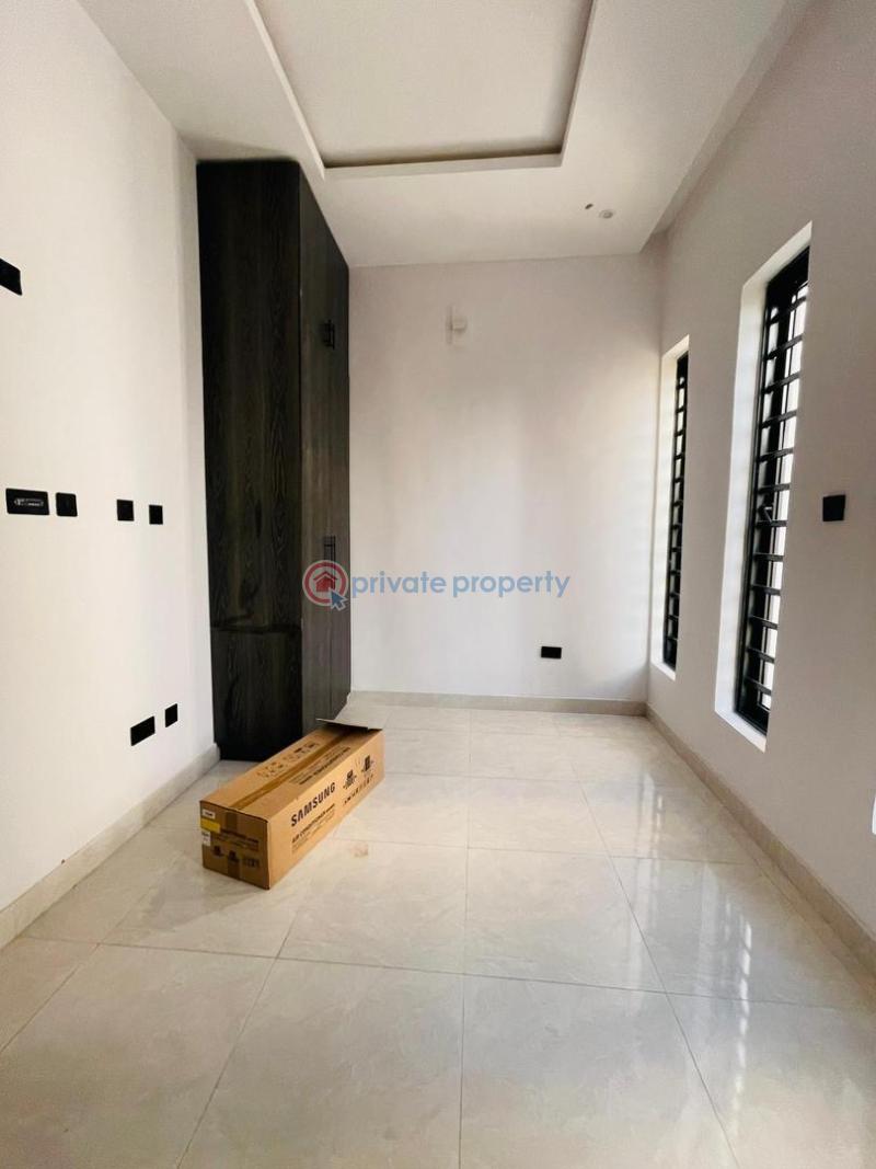 5 bedroom Detached Duplex For Sale Magodo GRA Phase 2 Kosofe/Ikosi Lagos - 3
