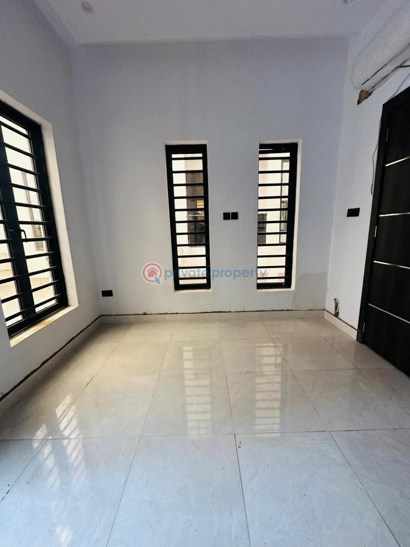 5 bedroom Detached Duplex For Sale Magodo GRA Phase 2 Kosofe/Ikosi Lagos - 2