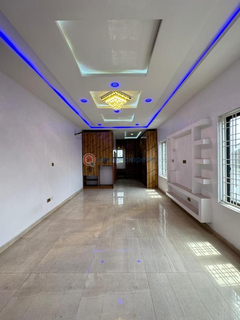 5 bedroom Detached Duplex For Sale Omole Phase 1 Ojodu Lagos - 18