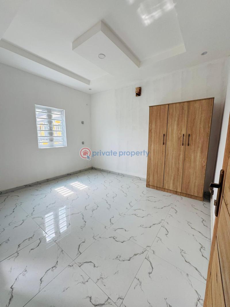 3 bedroom Flat & Apartment For Sale Ogba Lagos - 3